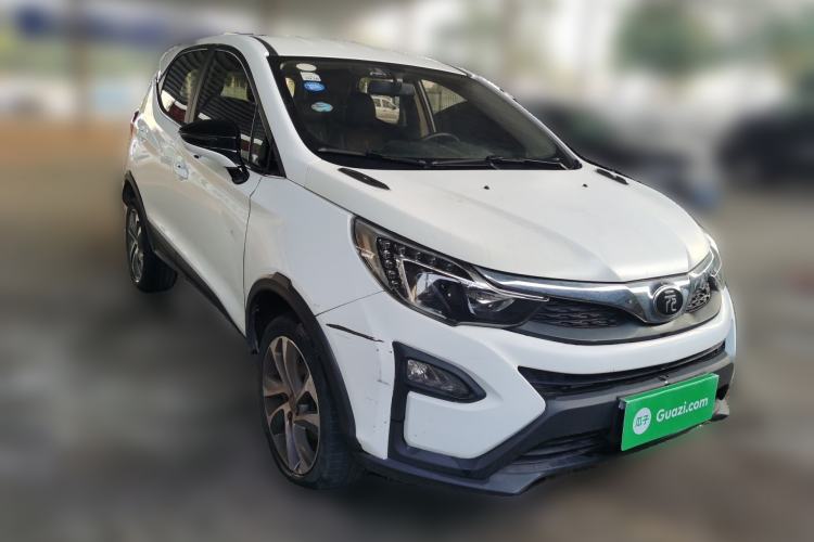 Used BYD Yuan 2017 1.5L Automatic Cool & Connected Model Front Right 45 Deg