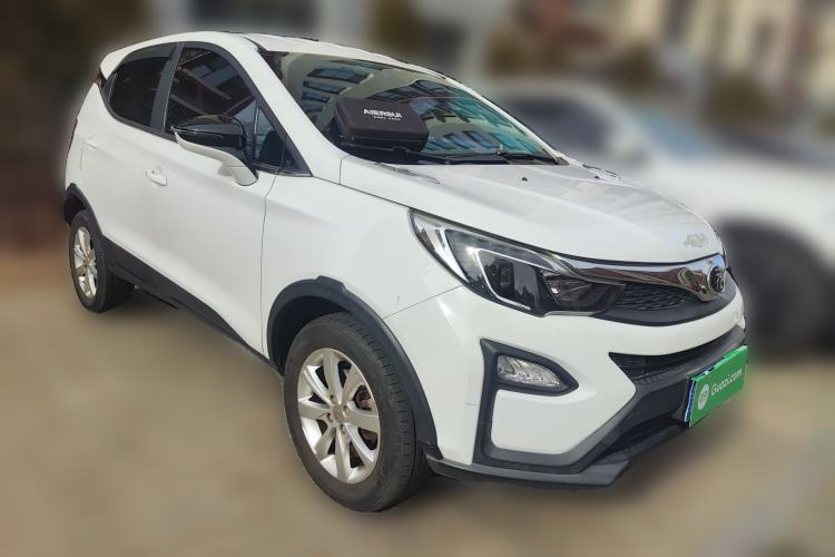 Used BYD Yuan 2017 1.5L Automatic Cool & Stylish Model Front Right 45 Deg