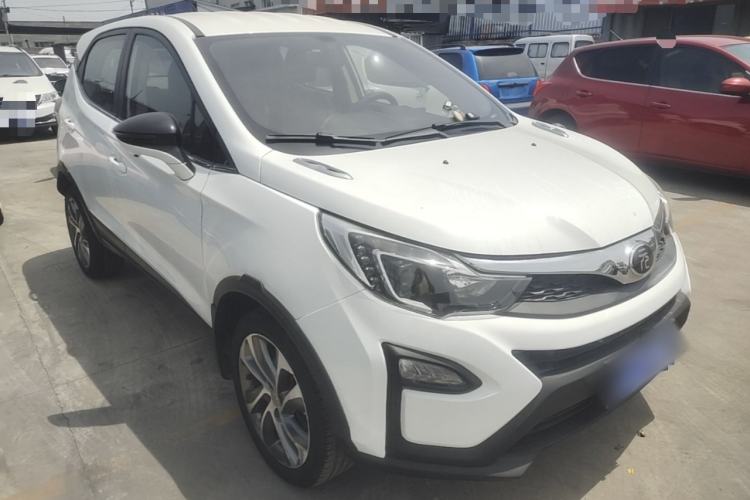 Used BYD Yuan 2017 1.5L Automatic Cool & Connected Model Front Right 45 Deg