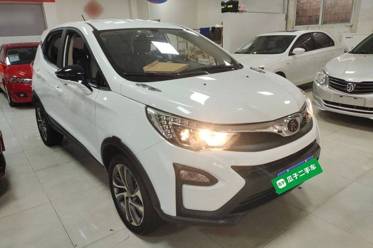 Used BYD Yuan 2017 1.5L Automatic Cool & Connected Model Front Right 45 Deg