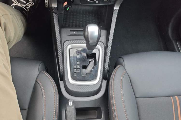Used BYD Yuan 2017 1.5L Automatic Cool & Connected Model Gear Lever