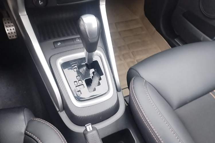 Used BYD Yuan 2017 1.5L Automatic Cool & Connected Model Gear Lever