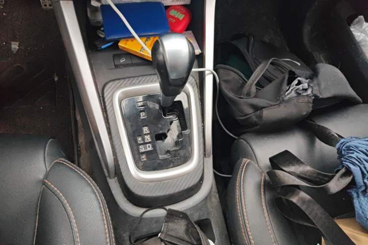 Used BYD Yuan 2017 1.5L Automatic Cool & Connected Model Gear Lever