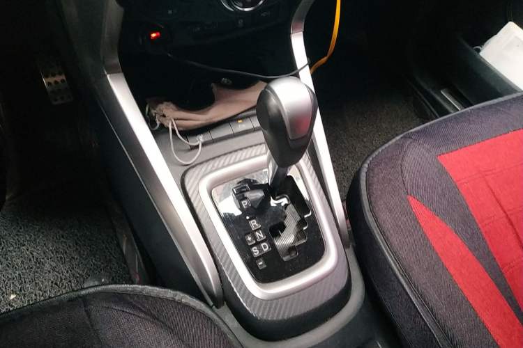 Used BYD Yuan 2017 1.5L Automatic Cool & Connected Model Gear Lever