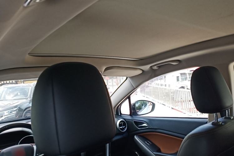 Used BYD Yuan 2017 1.5L Manual with Panoramic Sunroof Headliner