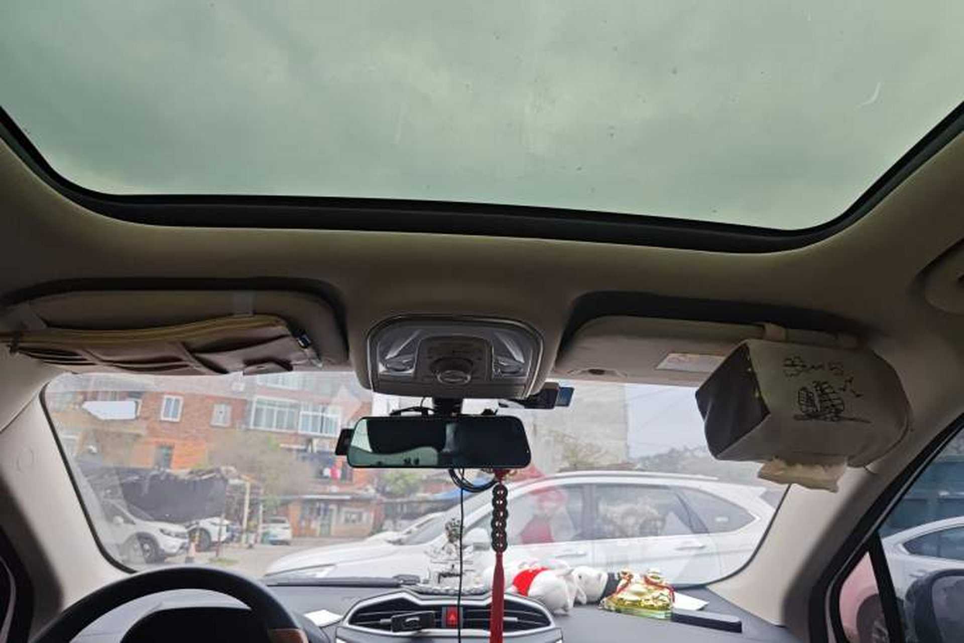 Used BYD Yuan 2017 1.5L Manual with Panoramic Sunroof Headliner