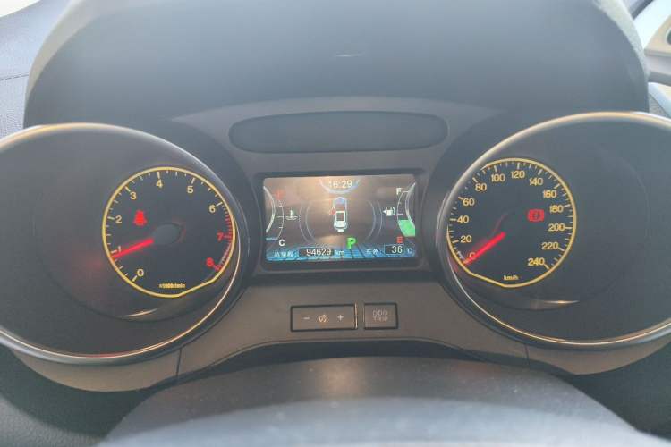 Used BYD Yuan 2017 1.5L Automatic Cool & Connected Model Instrument Cluster