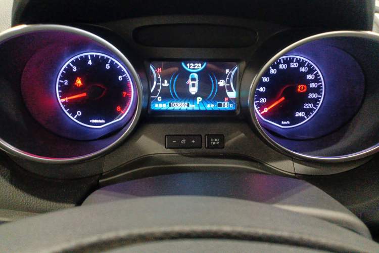 Used BYD Yuan 2017 1.5L Automatic Cool & Connected Model Instrument Cluster