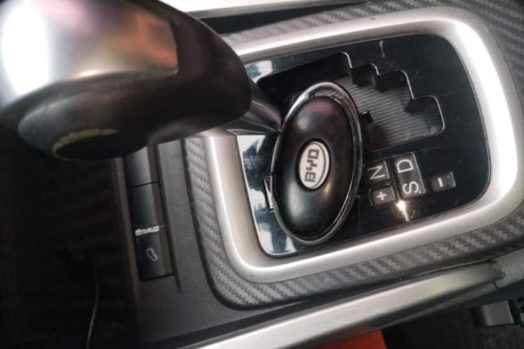 Used BYD Yuan 2017 1.5L Automatic Cool & Stylish Model Interior 1