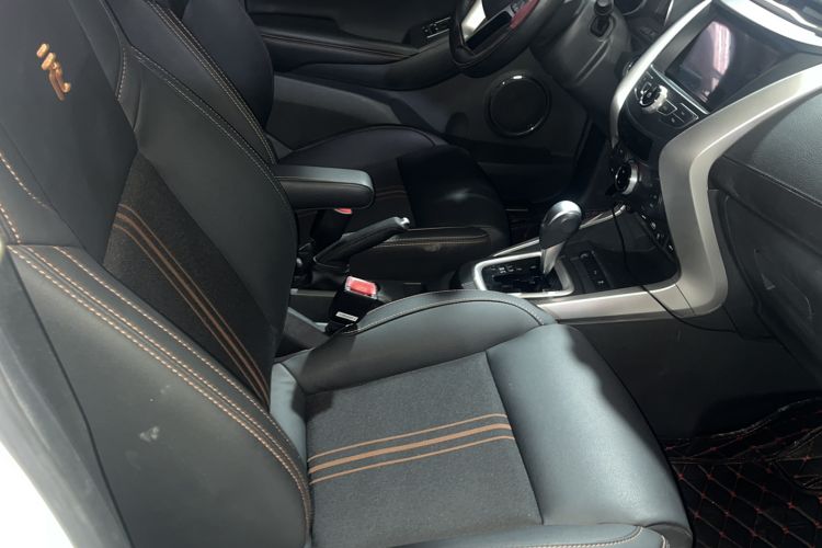 Used BYD Yuan 2017 1.5L Automatic Cool & Connected Model Interior 1