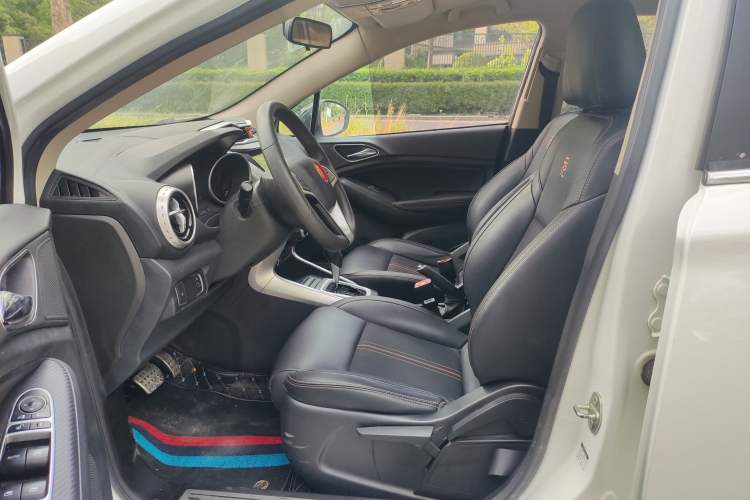 Used BYD Yuan 2017 1.5L Automatic Cool & Connected Model Interior 2