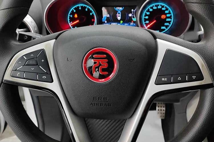 Used BYD Yuan 2017 1.5L Automatic Cool & Stylish Model Interior 2