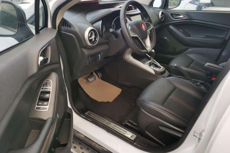 Used BYD Yuan 2017 1.5L Automatic Cool & Connected Model Interior 3