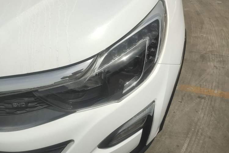 Used BYD Yuan 2017 1.5L Automatic Cool & Connected Model Left Front Headlight