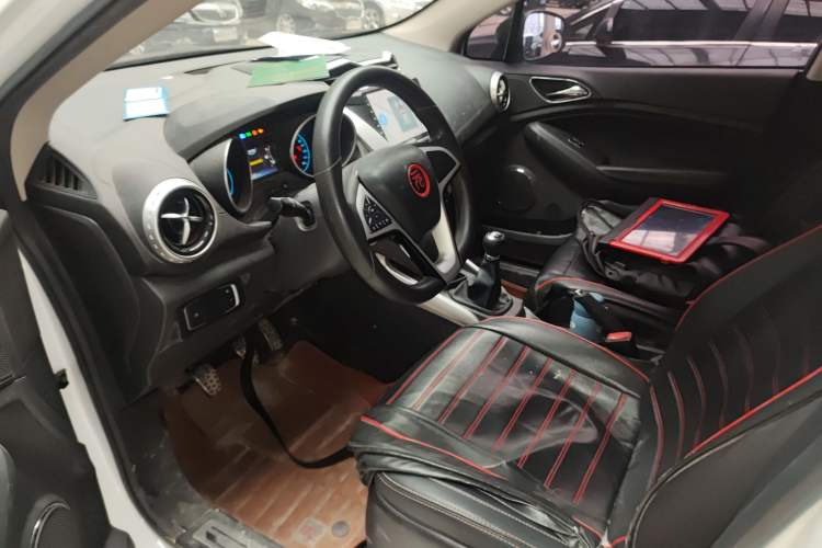 Used BYD Yuan 2017 1.5L Manual Cool & Dynamic Model Left Front Seat