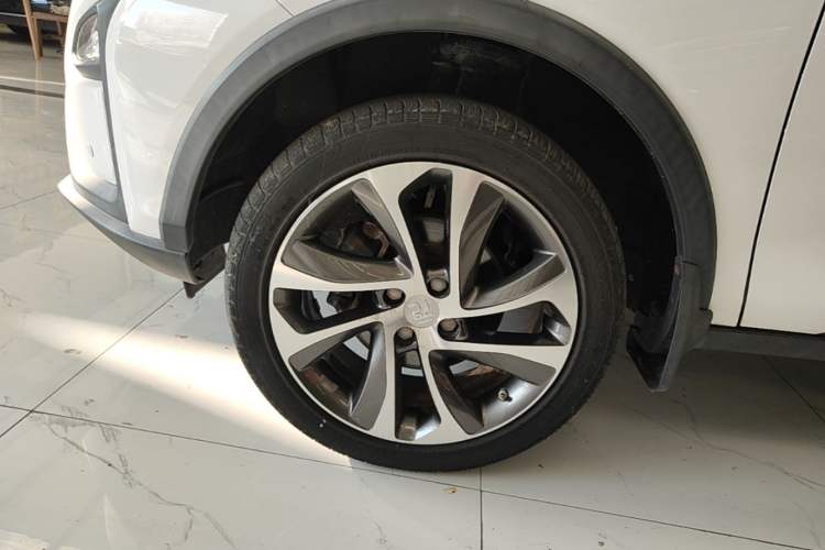 Used BYD Yuan 2017 1.5L Automatic Cool & Connected Model Left Front Wheel Hub
