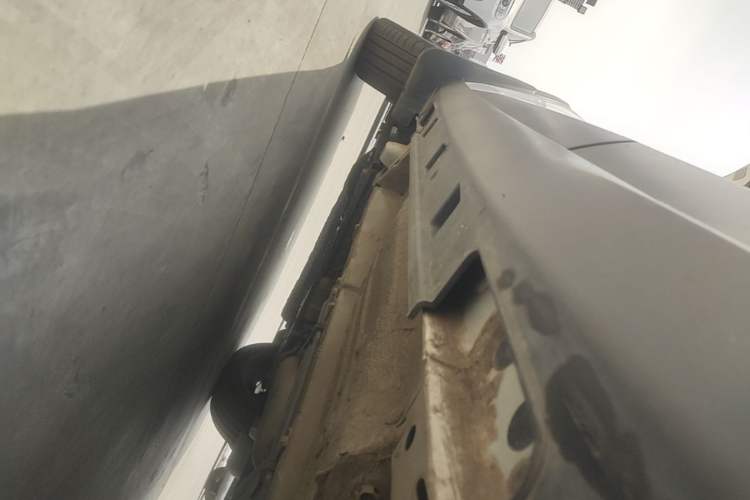 Used BYD Yuan 2017 1.5L Automatic Cool & Connected Model Left Side Sill