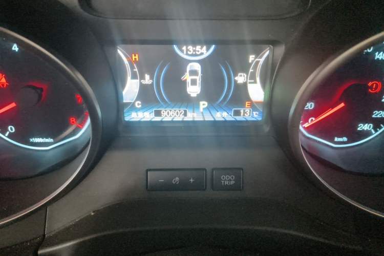 Used BYD Yuan 2017 1.5L Automatic Cool & Connected Model Odometer Close Up