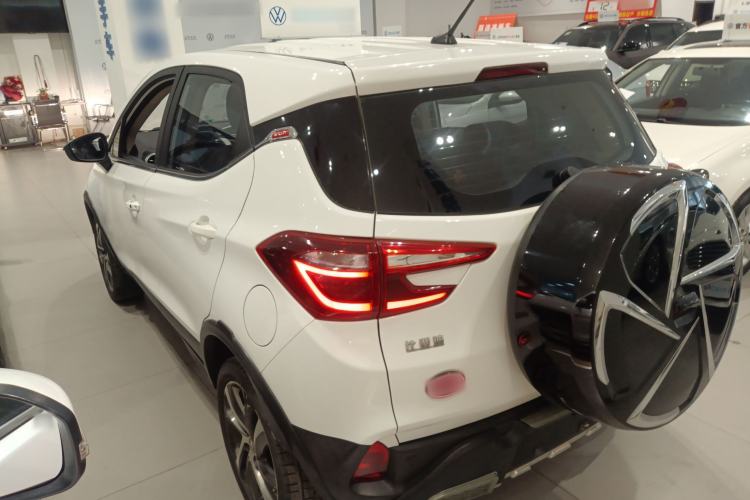 Used BYD Yuan 2017 1.5L Automatic Cool & Connected Model Rear Left 45 Deg
