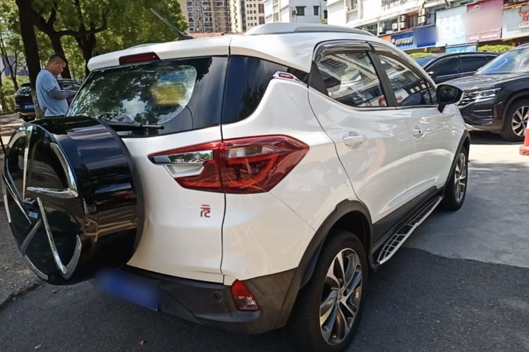 Used BYD Yuan 2017 1.5L Manual with Panoramic Sunroof Rear Right 45 Deg