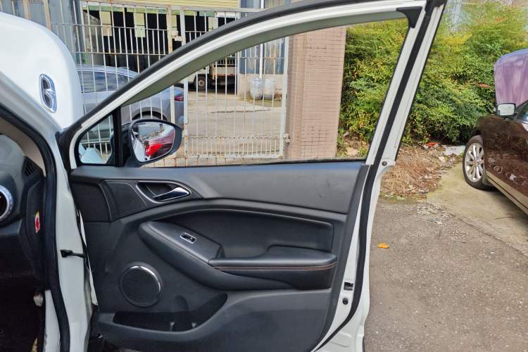 Used BYD Yuan 2017 1.5L Automatic Cool & Connected Model Right Front Door Interior