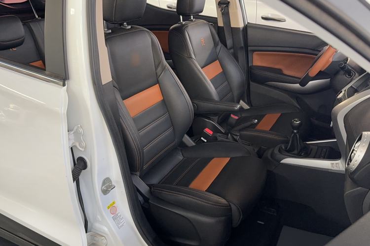 Used BYD Yuan 2017 1.5L Manual with Panoramic Sunroof Right Front Seat