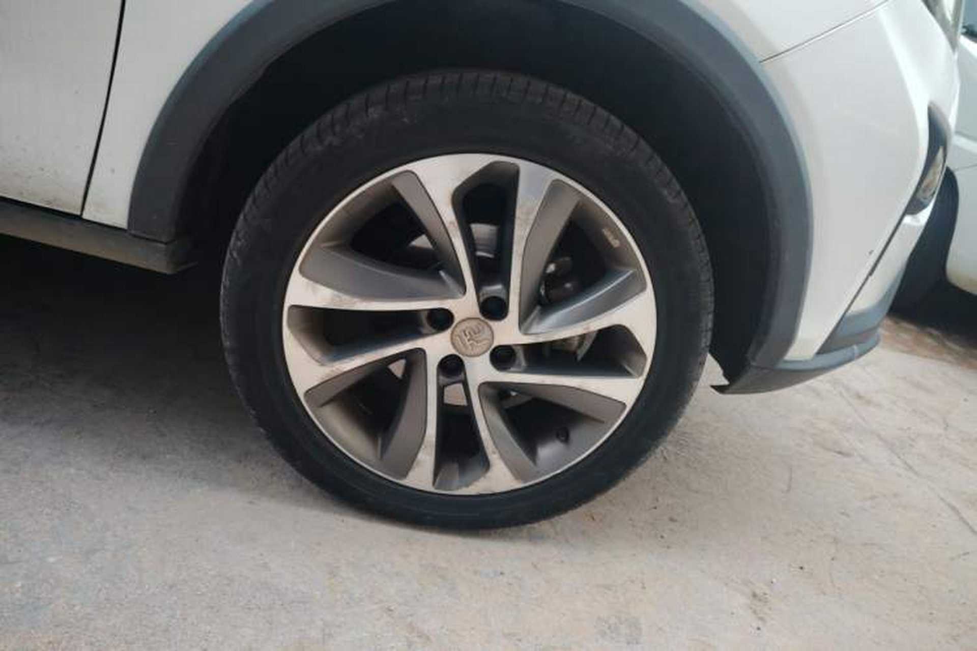 Used BYD Yuan 2017 1.5L Automatic Cool & Connected Model Right Front Wheel Hub