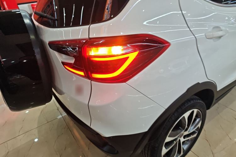 Used BYD Yuan 2017 1.5L Automatic Cool & Connected Model Right Rear Taillight