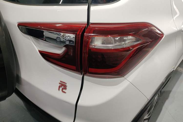 Used BYD Yuan 2017 1.5L Automatic Cool & Connected Model Right Rear Taillight