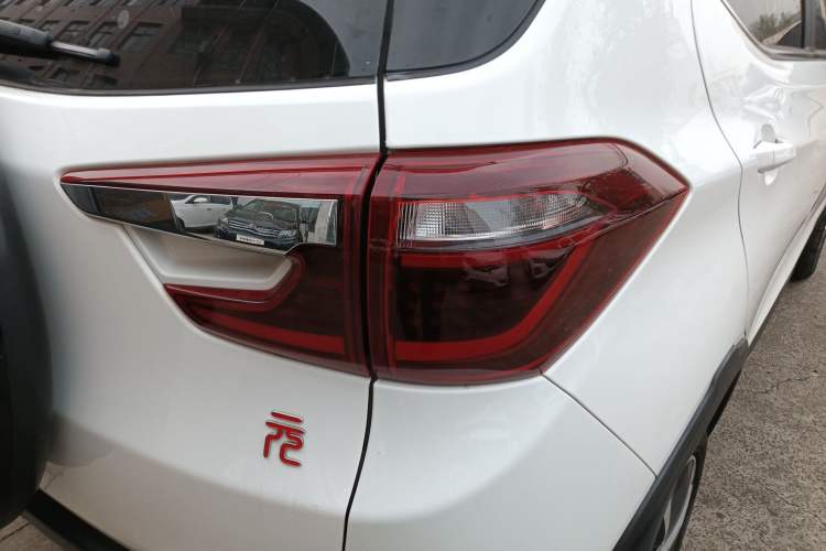 Used BYD Yuan 2017 1.5L Automatic Cool & Connected Model Right Rear Taillight