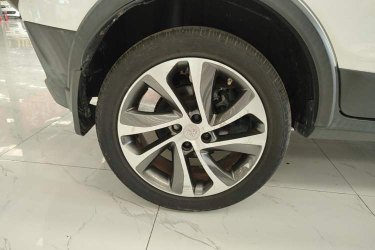 Used BYD Yuan 2017 1.5L Automatic Cool & Connected Model Right Rear Wheel Hub