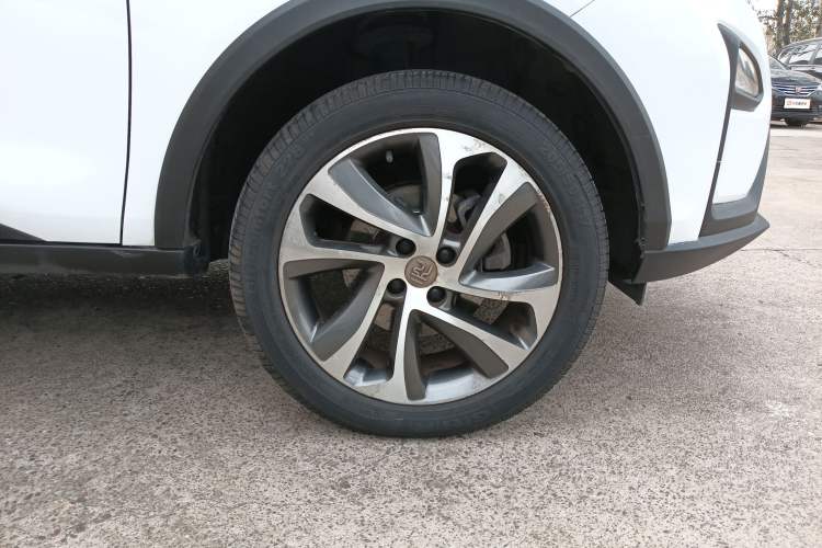 Used BYD Yuan 2017 1.5L Automatic Cool & Connected Model Right Rear Wheel Hub