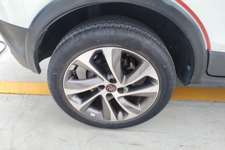 Used BYD Yuan 2017 1.5L Manual Cool Connect Model Right Rear Wheel Hub