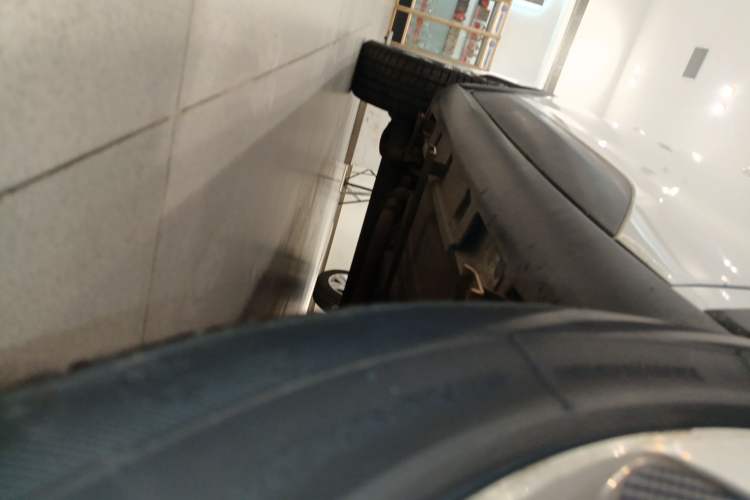 Used BYD Yuan 2017 1.5L Automatic Cool & Connected Model Right Side Sill