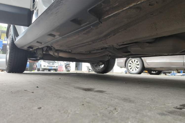 Used BYD Yuan 2017 1.5L Automatic Cool & Connected Model Right Side Sill