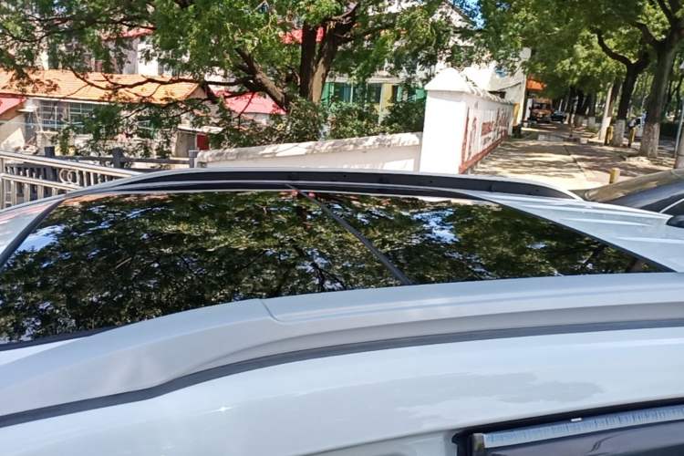 Used BYD Yuan 2017 1.5L Manual with Panoramic Sunroof Roof
