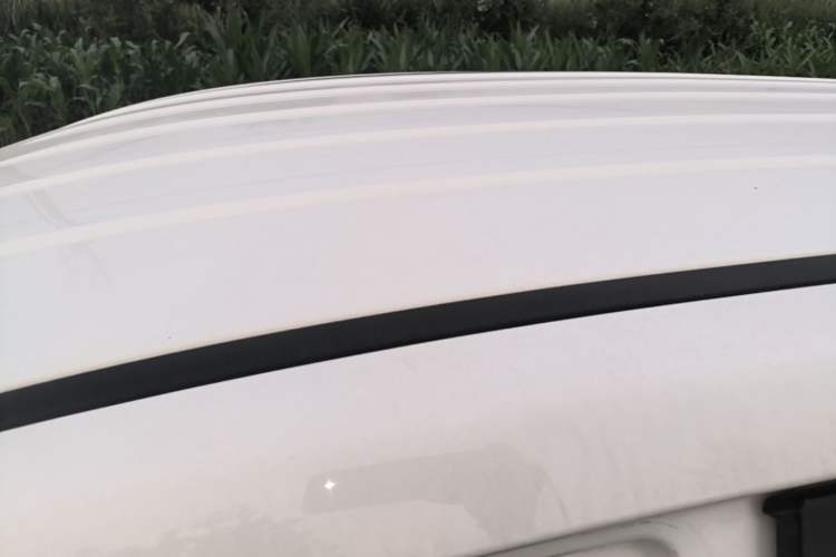 Used BYD Yuan 2017 1.5L Automatic Cool & Connected Model Roof