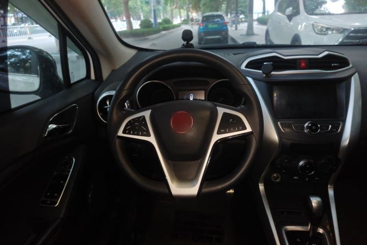 Used BYD Yuan 2017 1.5L Automatic Cool & Connected Model Steering Wheel