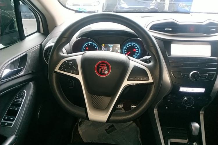 Used BYD Yuan 2017 1.5L Automatic Cool & Stylish Model Steering Wheel