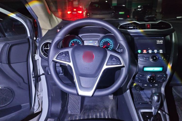 Used BYD Yuan 2017 1.5L Automatic Cool & Stylish Model Steering Wheel