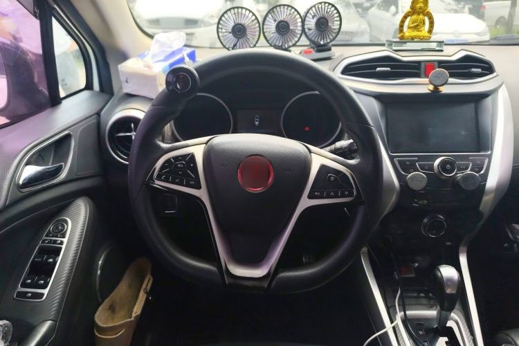 Used BYD Yuan 2017 1.5L Automatic Cool & Connected Model Steering Wheel