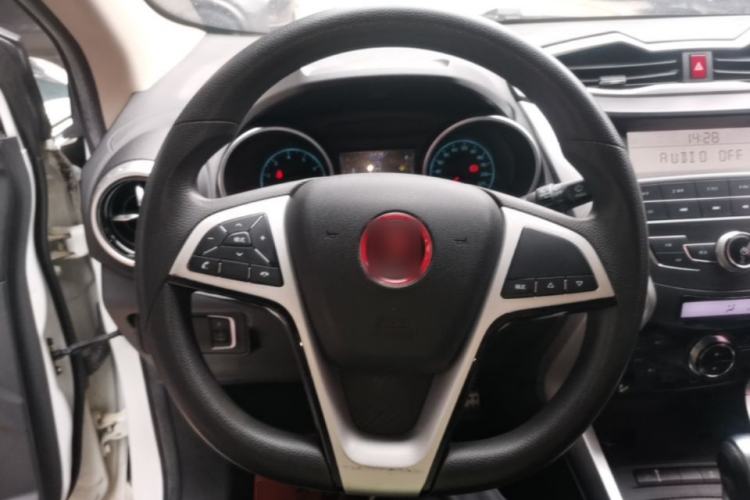 Used BYD Yuan 2017 1.5L Automatic Cool & Stylish Model Steering Wheel