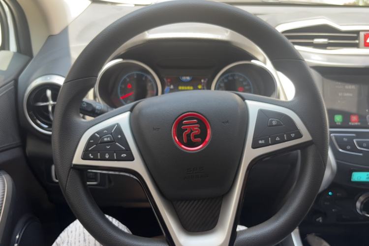 Used BYD Yuan 2017 1.5L Automatic Cool & Connected Model Steering Wheel