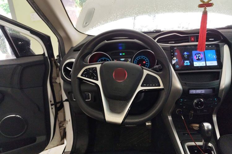 Used BYD Yuan 2017 1.5L Automatic Cool & Stylish Model Steering Wheel