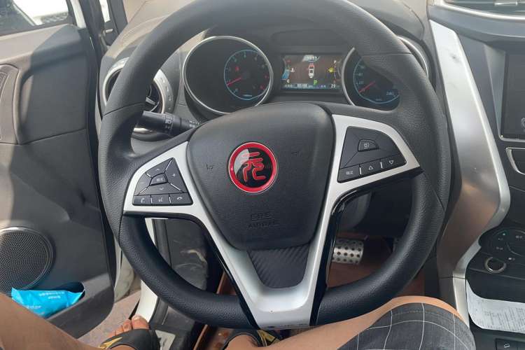Used BYD Yuan 2017 1.5L Automatic Cool & Connected Model Steering Wheel