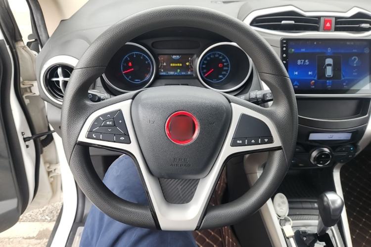 Used BYD Yuan 2017 1.5L Automatic Cool & Stylish Model Steering Wheel