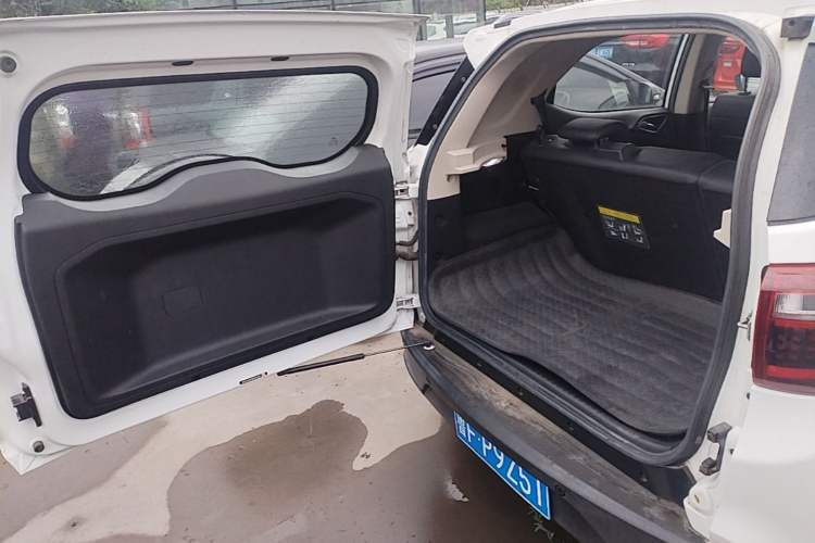 Used BYD Yuan 2017 1.5L Automatic Cool & Connected Model Trunk