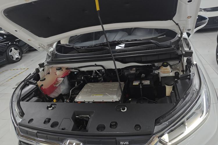 Used BYD Yuan New Energy 2018 EV360 Smart Connect Cool Edition Engine Bay