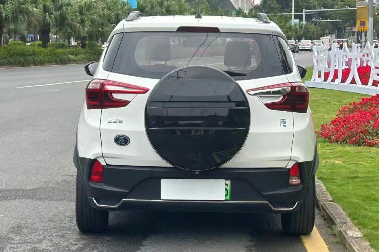 Used BYD Yuan New Energy 2018 EV360 Smart Connect Cool Edition Exterior 4