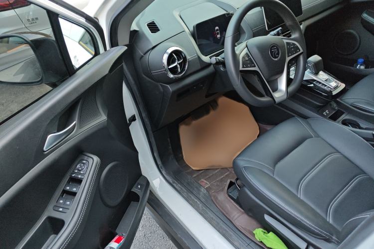 Used BYD Yuan New Energy 2019 EV535 High-Energy Leading Edition Interior 3